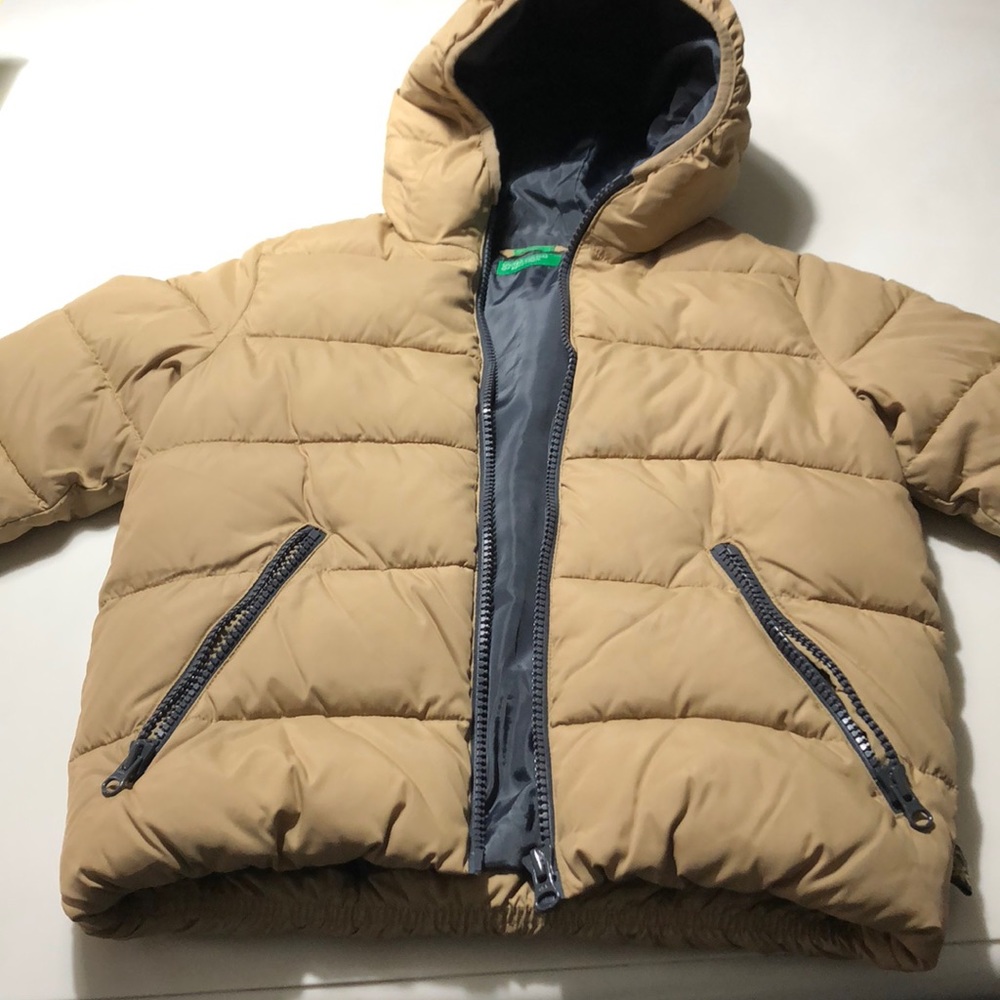NWOT UNITED COLORS of BENETTON boys hooded puffer